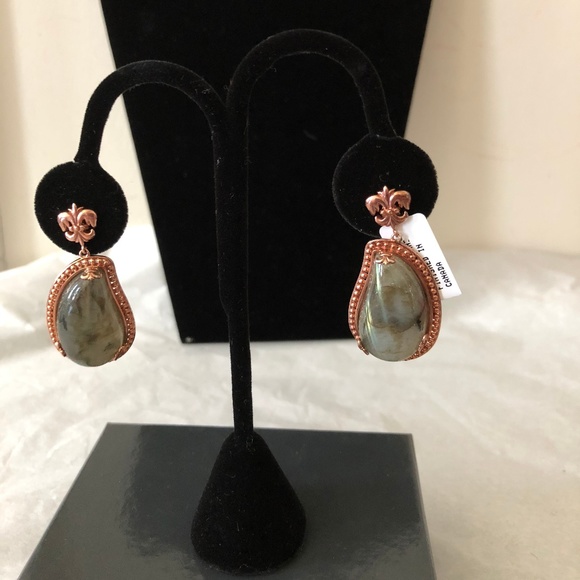 Dallas Prince Rose Gold SS Labradorite earrings - Picture 2 of 8